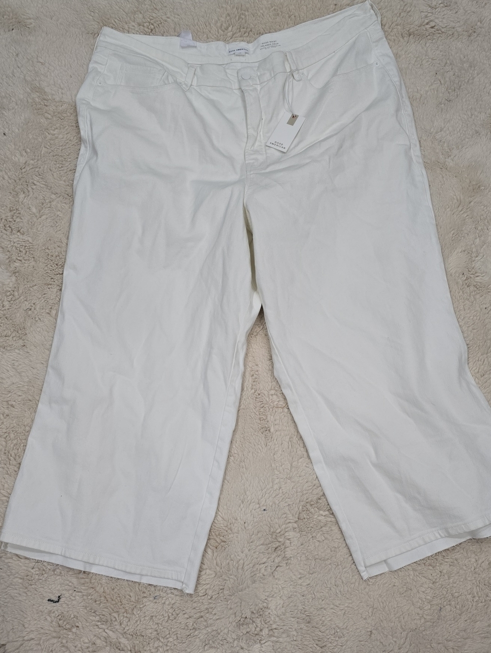 Good American White Cropped Chino Pants
